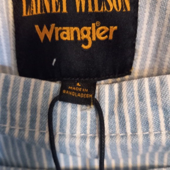 Wrangler-Lainey Wilson Striped Overalls- Women's SZ L NWT - Picture 7 of 11